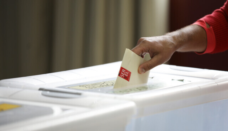 Conteo de votos en Chile para cambiar Constitución