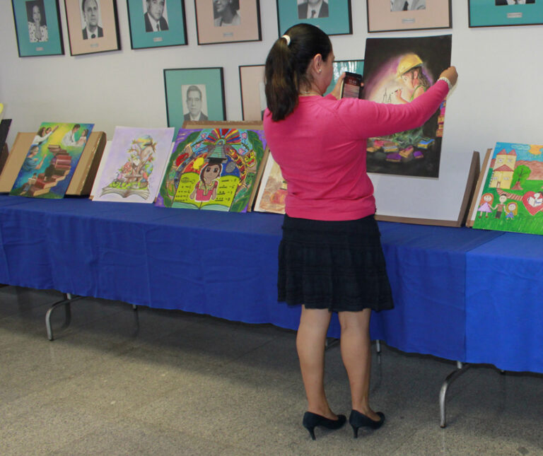3 chihuahuenses son ganadores del 30° Concurso Nacional de Dibujo y Pintura Infantil