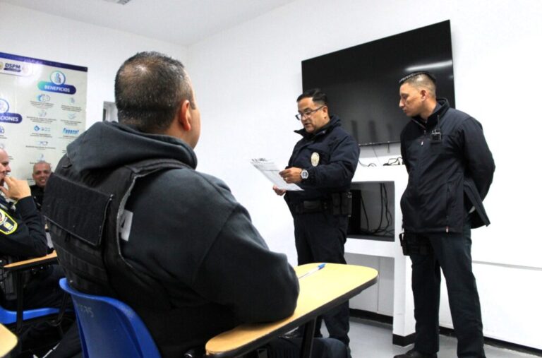 Policía municipal tiene diplomado para brindar apoyo a compañeros