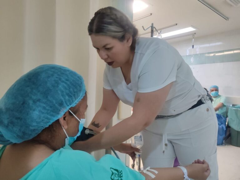 IMSS lleva a cabo jornada de cataratas