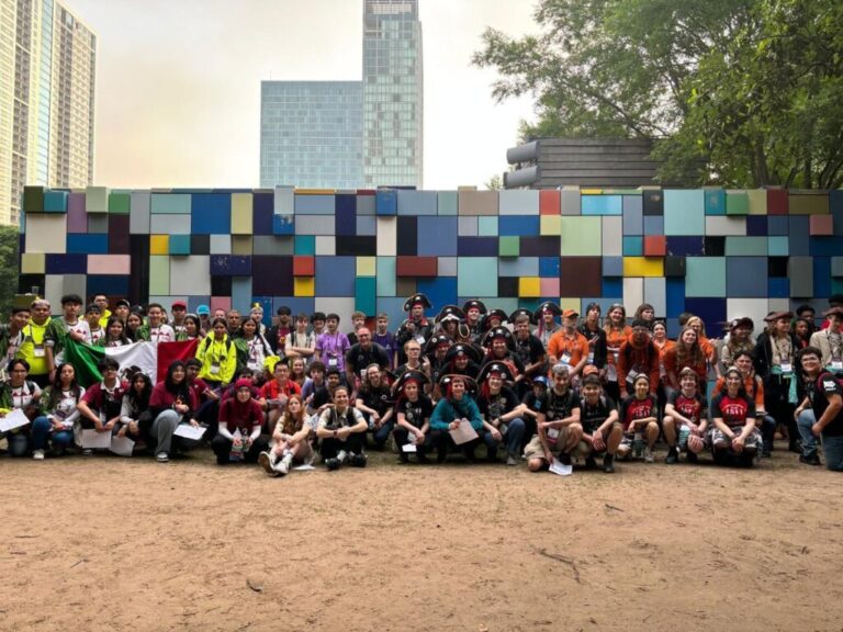 Estudiantes de CECyYECH visitan instalaciones de la NASA