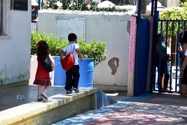 Solicitan a la SEP ajustar calendario escolar por fuerte calor