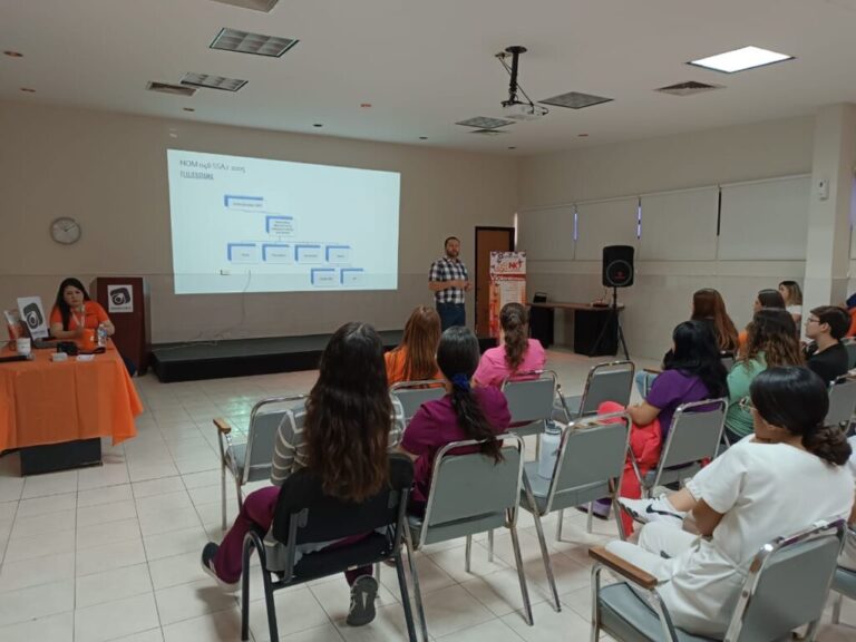 Dan capacitación a personal de Pensiones Civiles