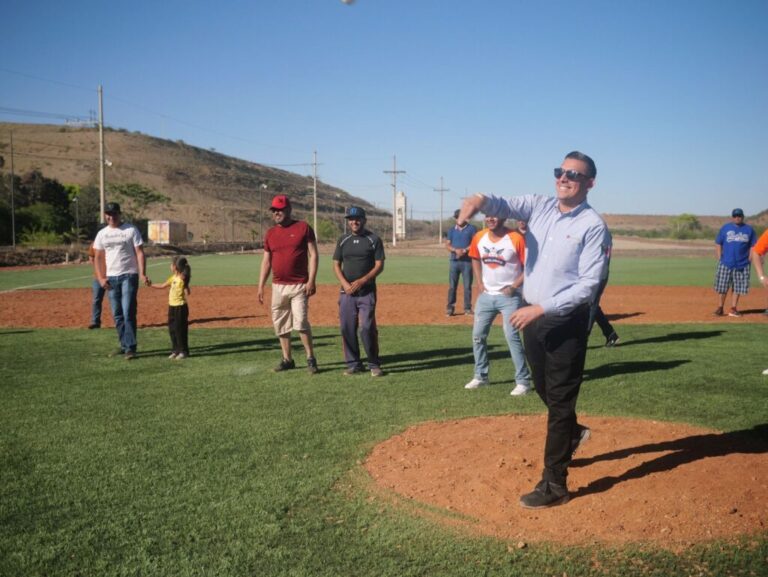 Inauguran Liga Minera de Beisbol en Santa Bárbara