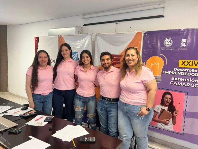 Estudiantes de la UACH participan en maratón ANFECA