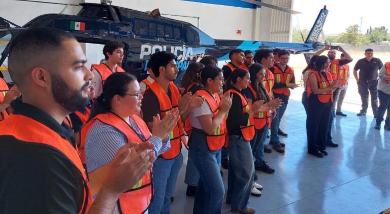 Alumnado de UACJ conocen Plataforma escudo Chihuahua