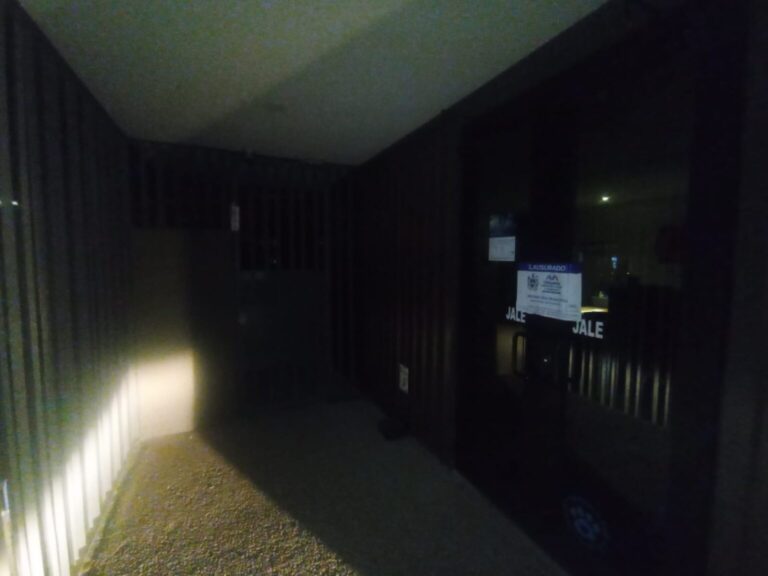 Gobernación decomisó mercancía de una camioneta