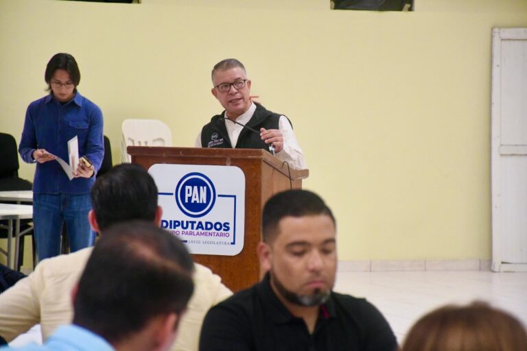 Diputados del PAN toman propuestas ciudadanas