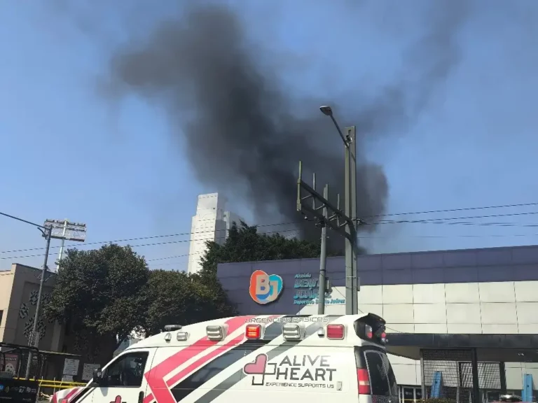 4 Muertos por incendios en bodega