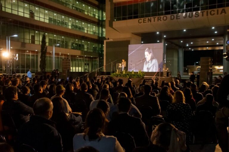 Myriam Hernández en conmemoración a los 199 años del TSJ