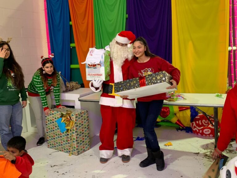 La SEMUACH lleva apoyo a Casa Hogar