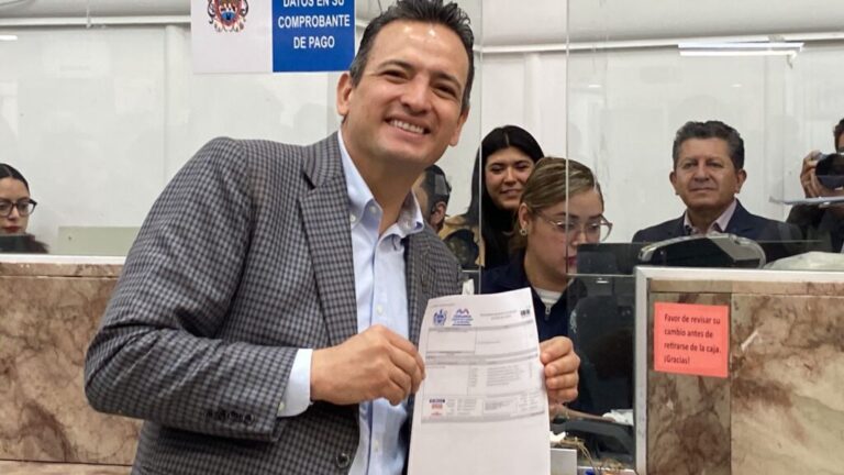 Marco Bonilla pagó 42 mil pesos de predial