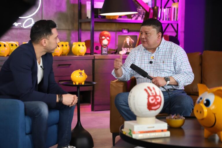 Fiscal General participó en colecta del teletón