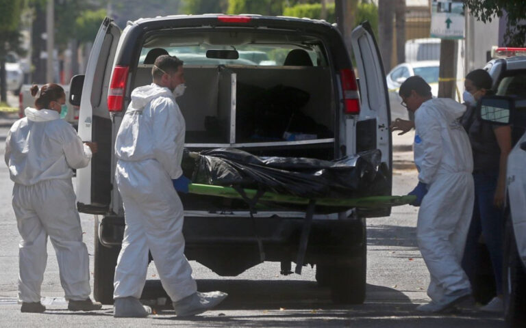 Fosa clandestina de Zapopan contenía 24 cadáveres