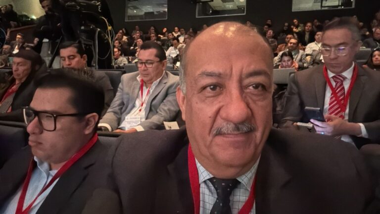 Secretario de educación presente en reunión de CONAEDU