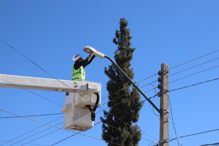 Alumbrado LED en 21 colonias
