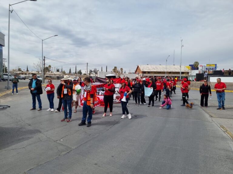 Marcha en contra de la ley del Issste
