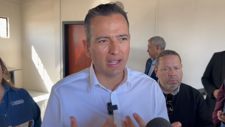 Habrá pulseras detectoras de bebidas adulteradas para mujeres