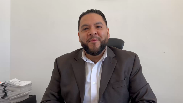 Luis Villegas invita a pagar predial con su descuento