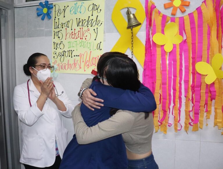 Melanie de 15 años venció la Leucemia