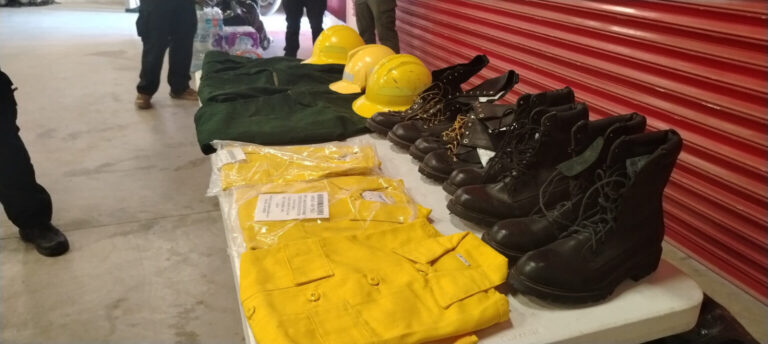 Protección civil recibió donación para atender incendios forestales