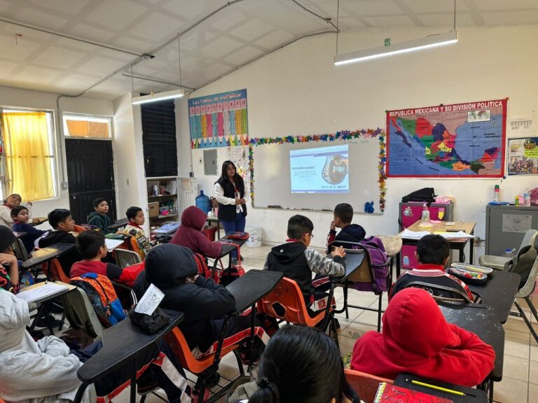 SSPE expone sobre acoso escolar en primaria