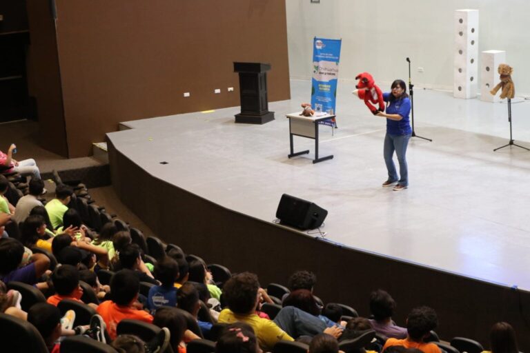 Curso de verano Sensacional; Museo Semilla