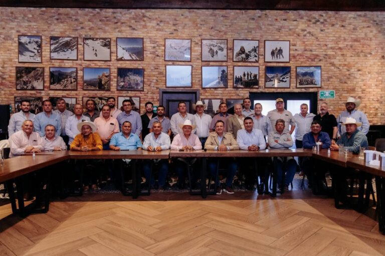 Marco Bonilla ese reúne con sector primario del Valle de Juárez