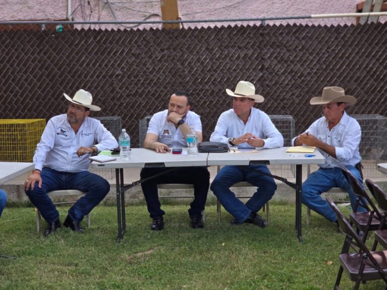 Galleros se unen por nueva Ley de Bienestar Animal