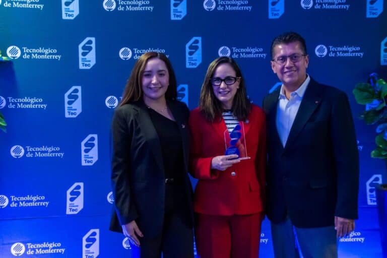 Tec de MTY da reconocimiento al TSJ