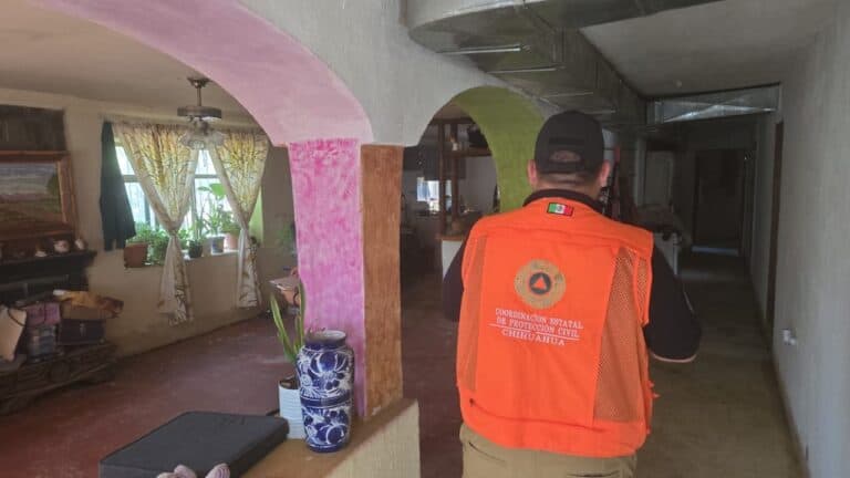 Equipos de Protección civil para atender afectaciones por lluvias