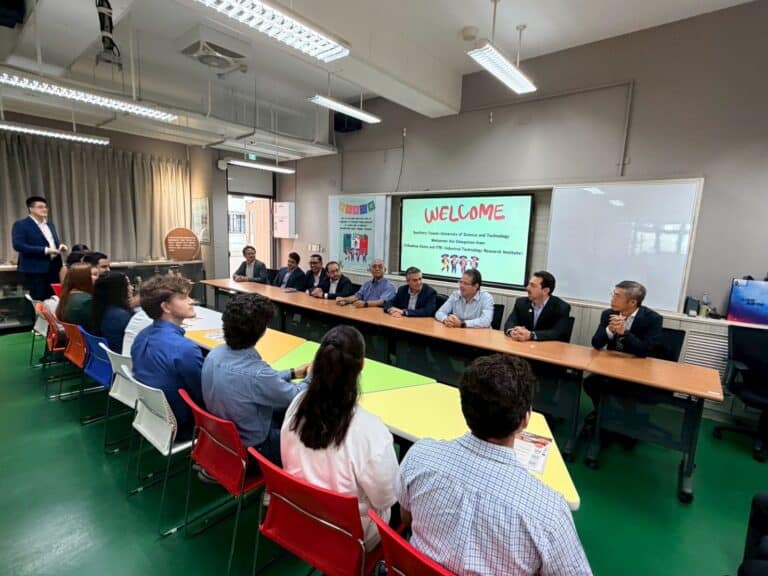 22 Chihuahuenses se capacitan hoy día en Taiwán