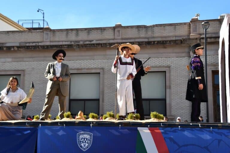 Suspensión de clases oficial el 20 de Noviembre