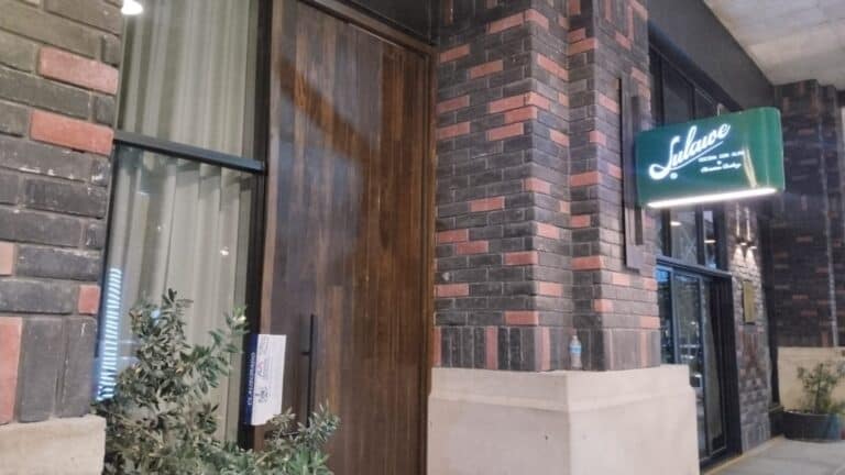 Clausuran restaurantes y bares durante operativos