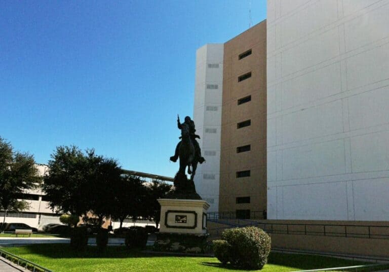 Lunes se espera con clima soleado