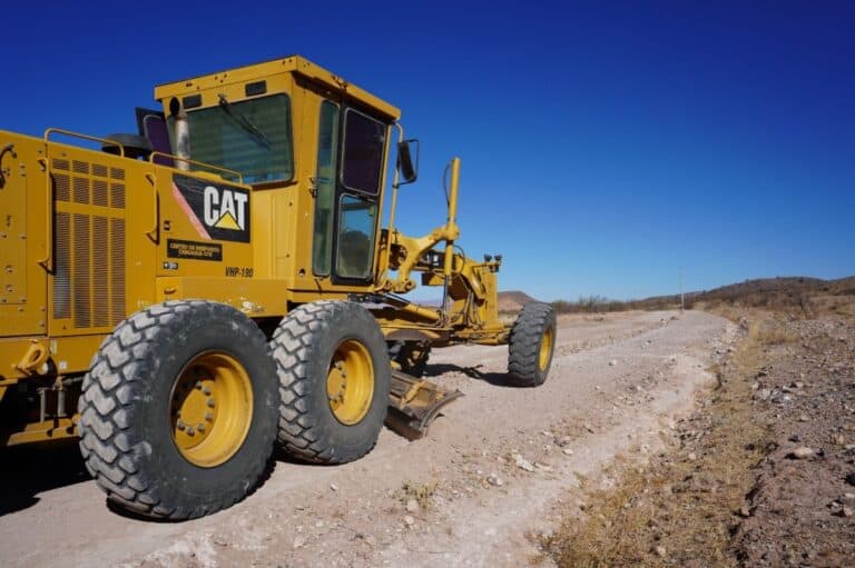 Obras y apoyo en zona rural