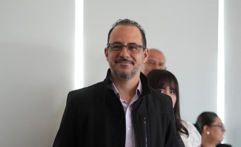 Morena antepone agenda política