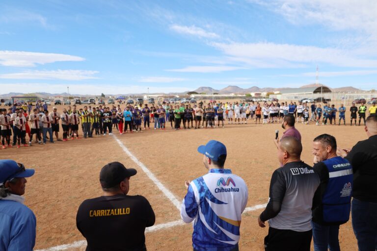 Rehabilitan unidades deportivas con apoyo vecinal