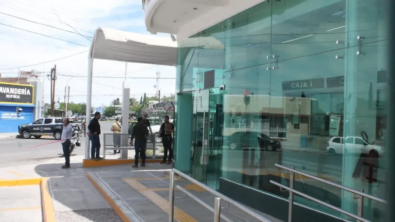 (Delicias) Localizan vehículo del agresor del Bienestar