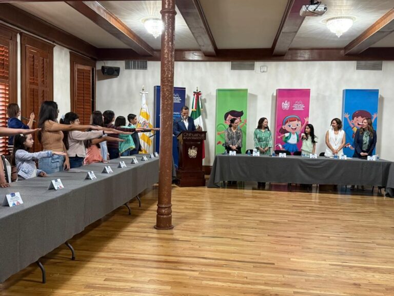 Bonilla instala Consejo de Niñas y Niños