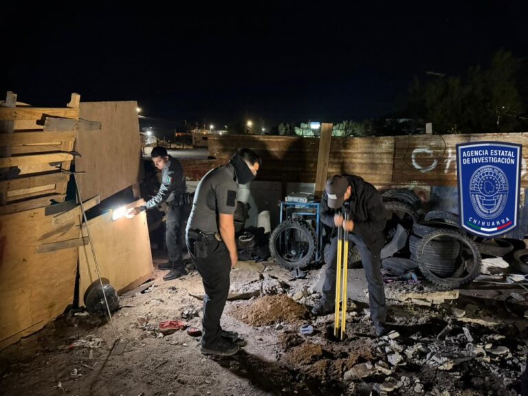Hallan cuerpo inhumado en vivienda de Juárez
