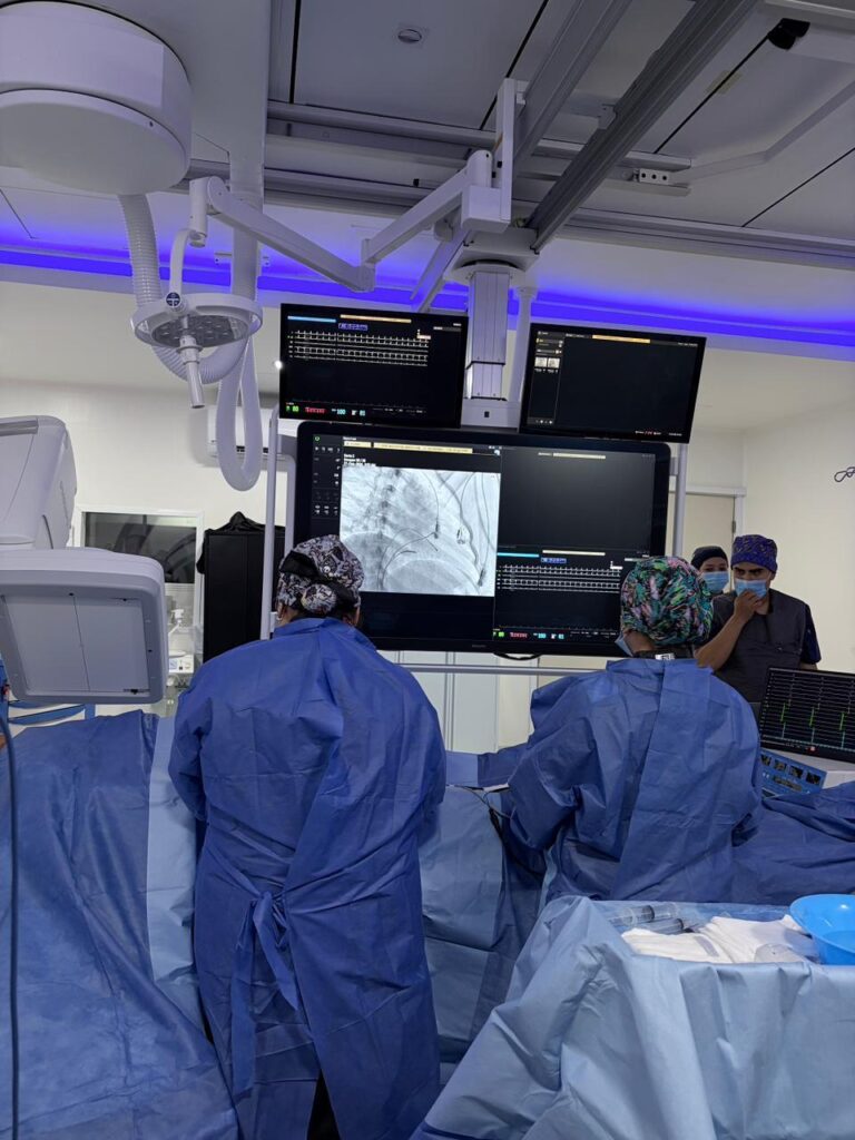 IMSS realiza intervención cardiaca pionera