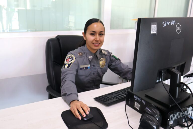 Mujeres fortalecen su presencia en la Policía