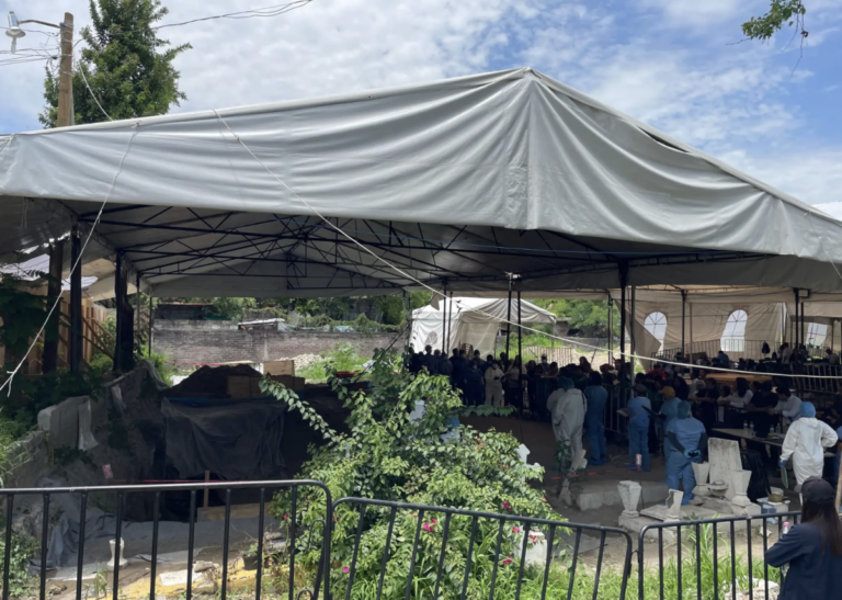 Exhumación en Jojutla revela 60 restos humanos