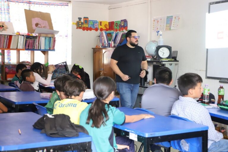 Lleva Municipio pláticas de prevención a escuelas