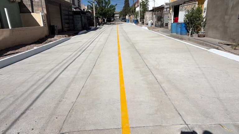 Pavimentan calles en Santo Niño y San José