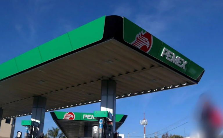 Pemex debe resolver desabasto de gasolina