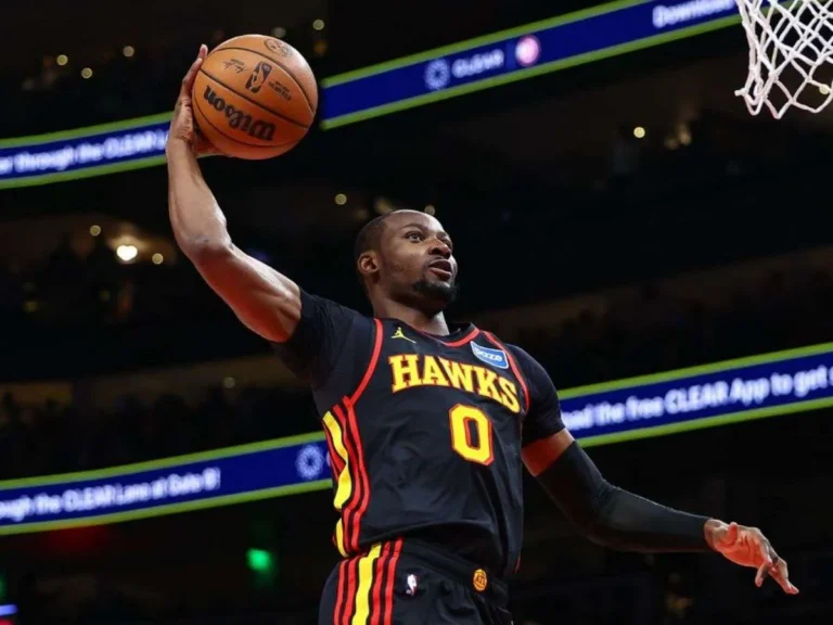 Agentes libres de peso siguen sin definir su futuro en la NBA