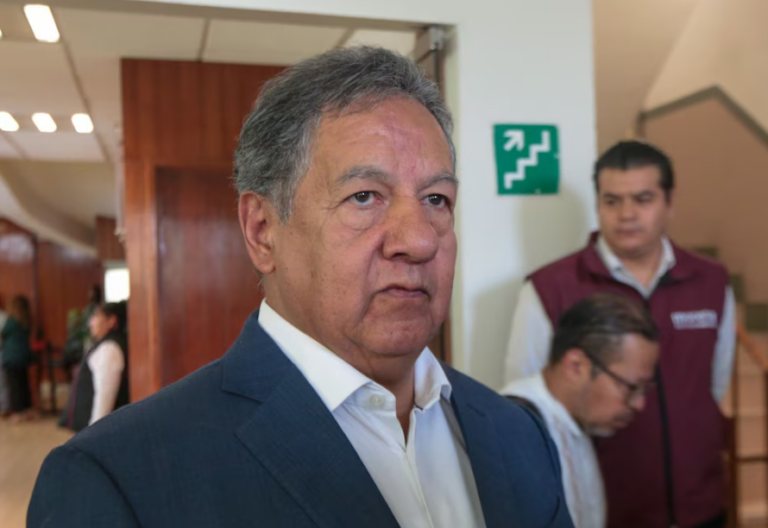 Higinio Martínez toma fuerza rumbo al Senado