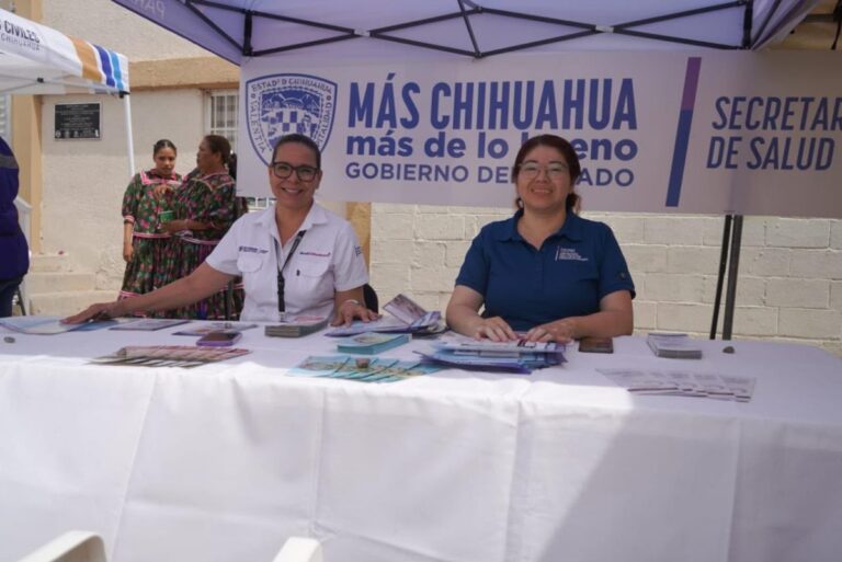 Realizan Feria de Salud en Plaza de Armas